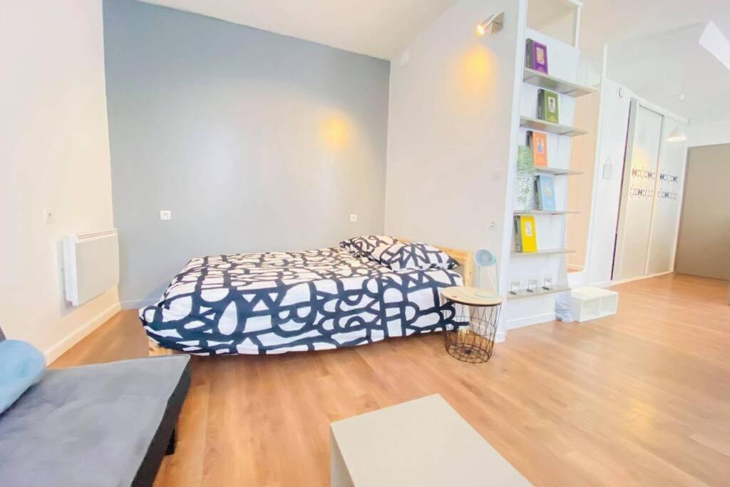 Studio De Charme Apartment Laon Exterior foto