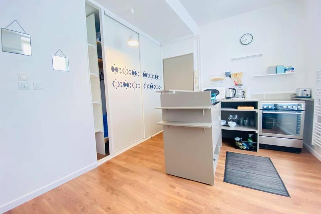 Studio De Charme Apartment Laon Exterior foto