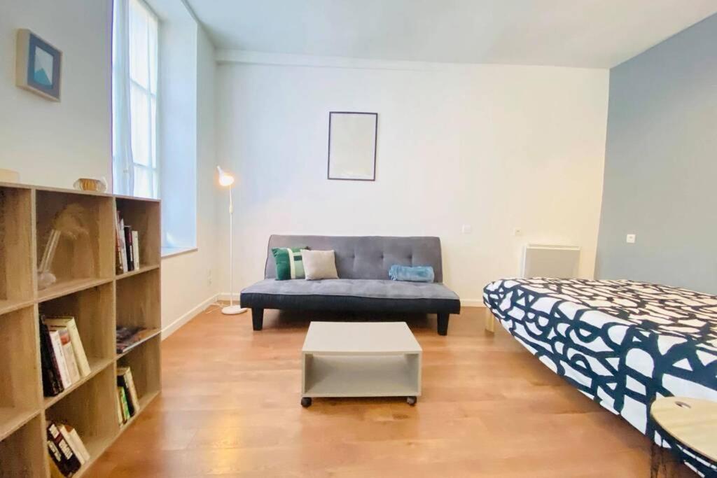 Studio De Charme Apartment Laon Exterior foto